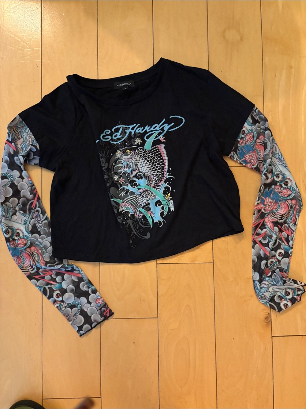 Ed Hardy Koi Fish  Crop top Baby Tee Tattoo Xl*